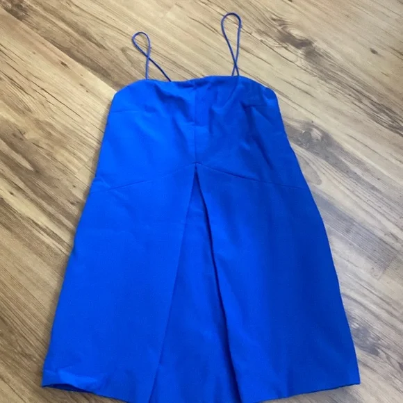 finders keepers blue dress FINDERS KEEPERS Blondie Midi Dress Floral main image 0